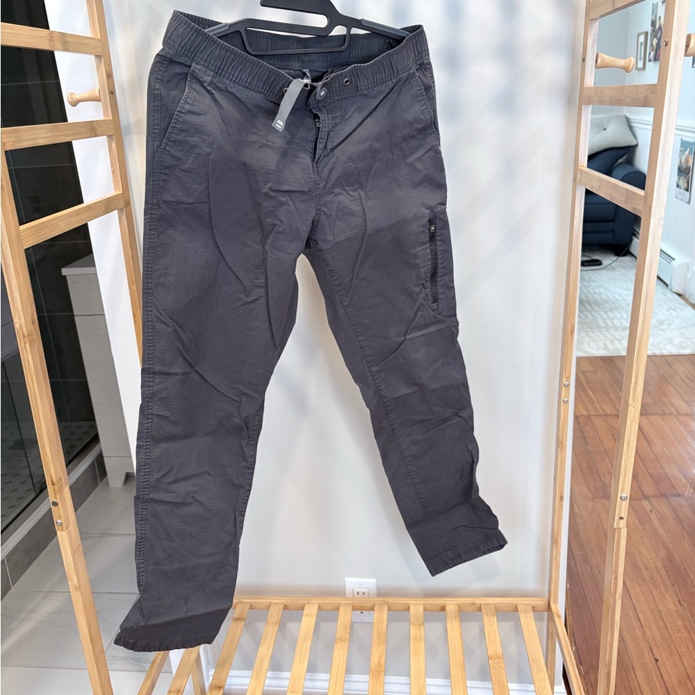 Vuori Dark Gray Straight Leg Pants